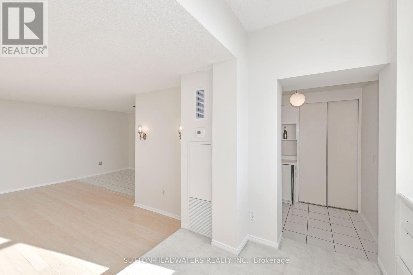 2306 - 5 Old Sheppard Avenue, Toronto, Ontario  M2J 4K3 - Photo 11 - C12408395
