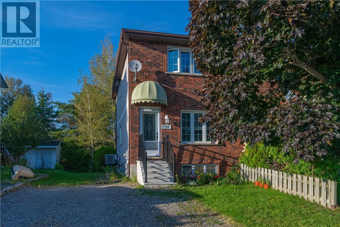 204 Benita Boulevard, Sudbury, Ontario  P3A 5Z5 - Photo 1 - 2124749
