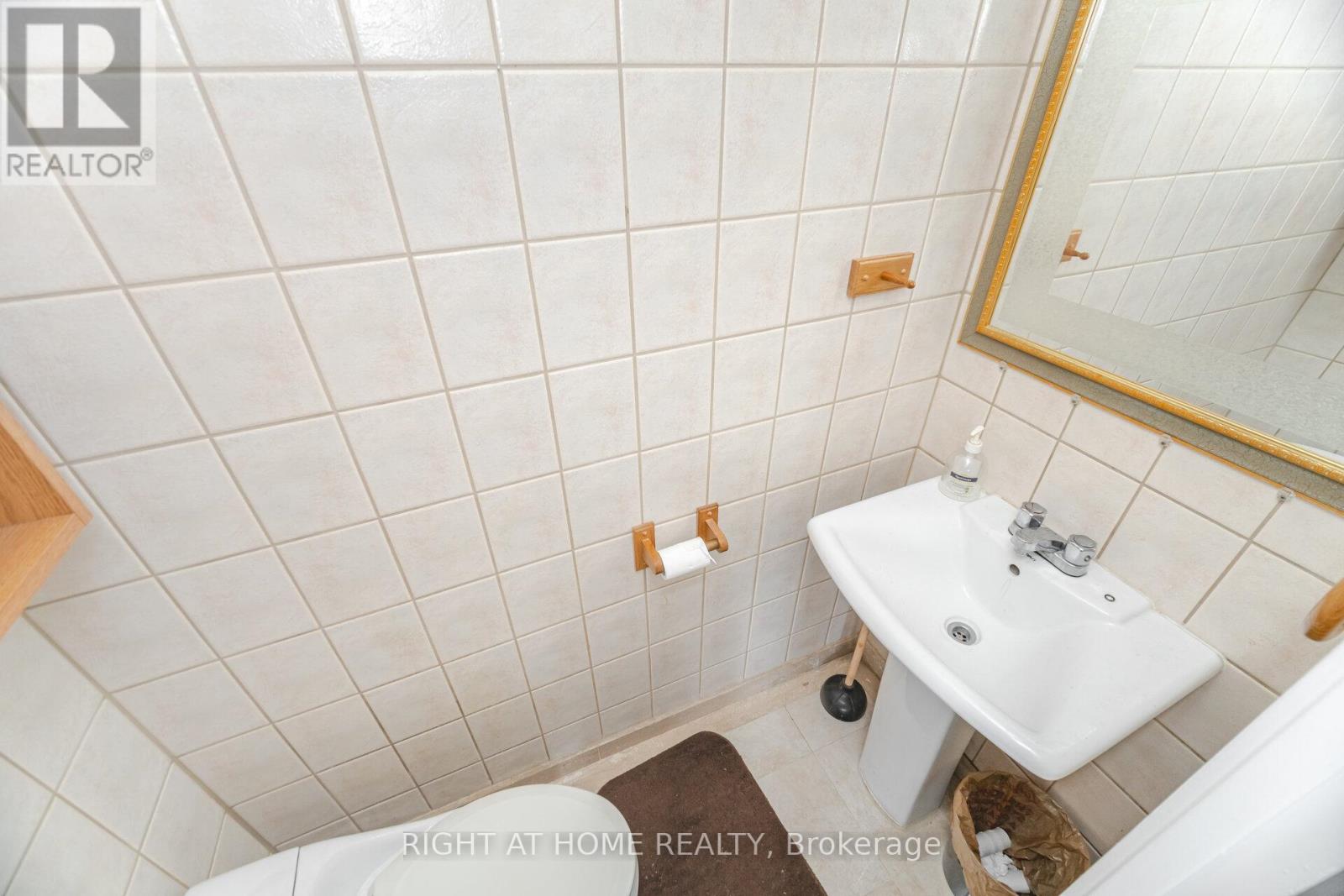 79 - 3050 Constitution Boulevard, Mississauga (Applewood), Ontario  L4Y 3X1 - Photo 15 - W12408399