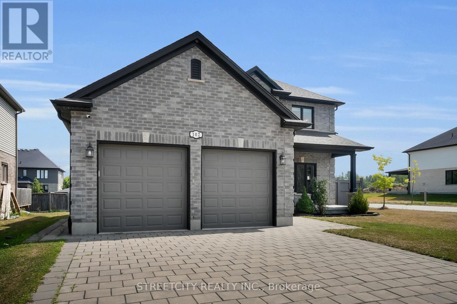 102 Timberwalk Trail, Middlesex Centre, Ontario  N0M 2A0 - Photo 4 - X12408421