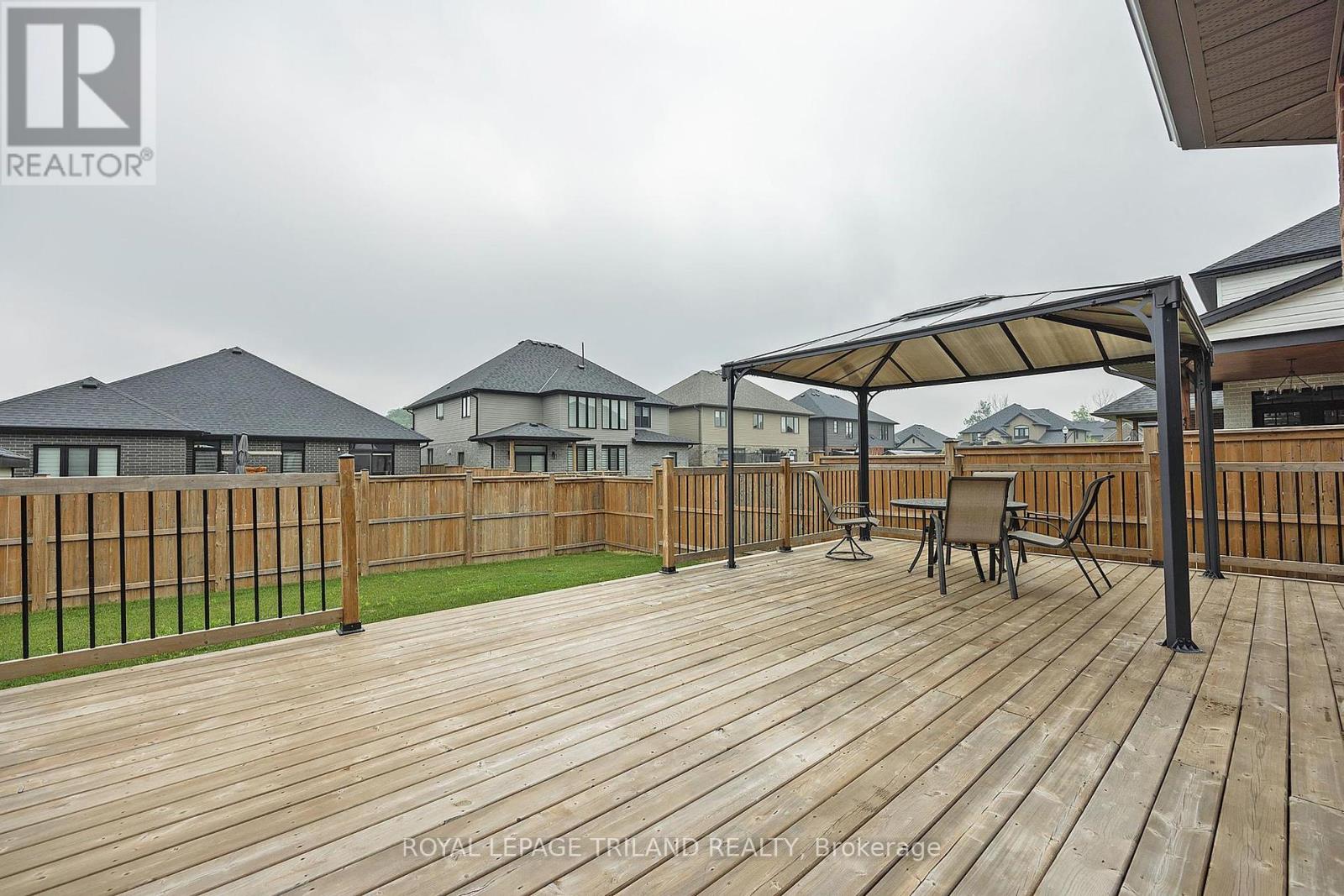 2005 Maddex Way, London North, Ontario  N5X 0M8 - Photo 45 - X12408422