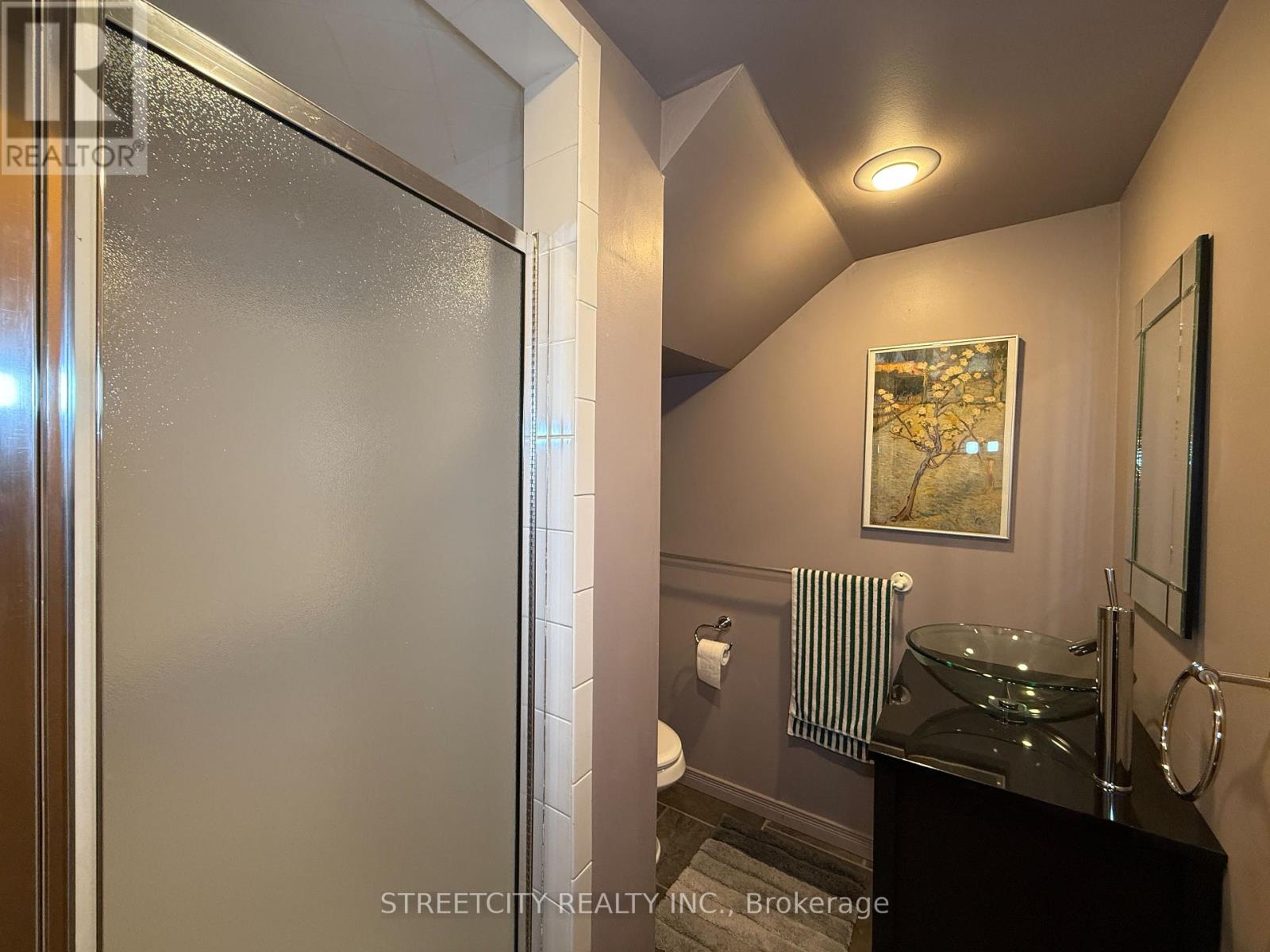 127 Fleming Street, Sarnia, Ontario  N7T 6C2 - Photo 25 - X12408429