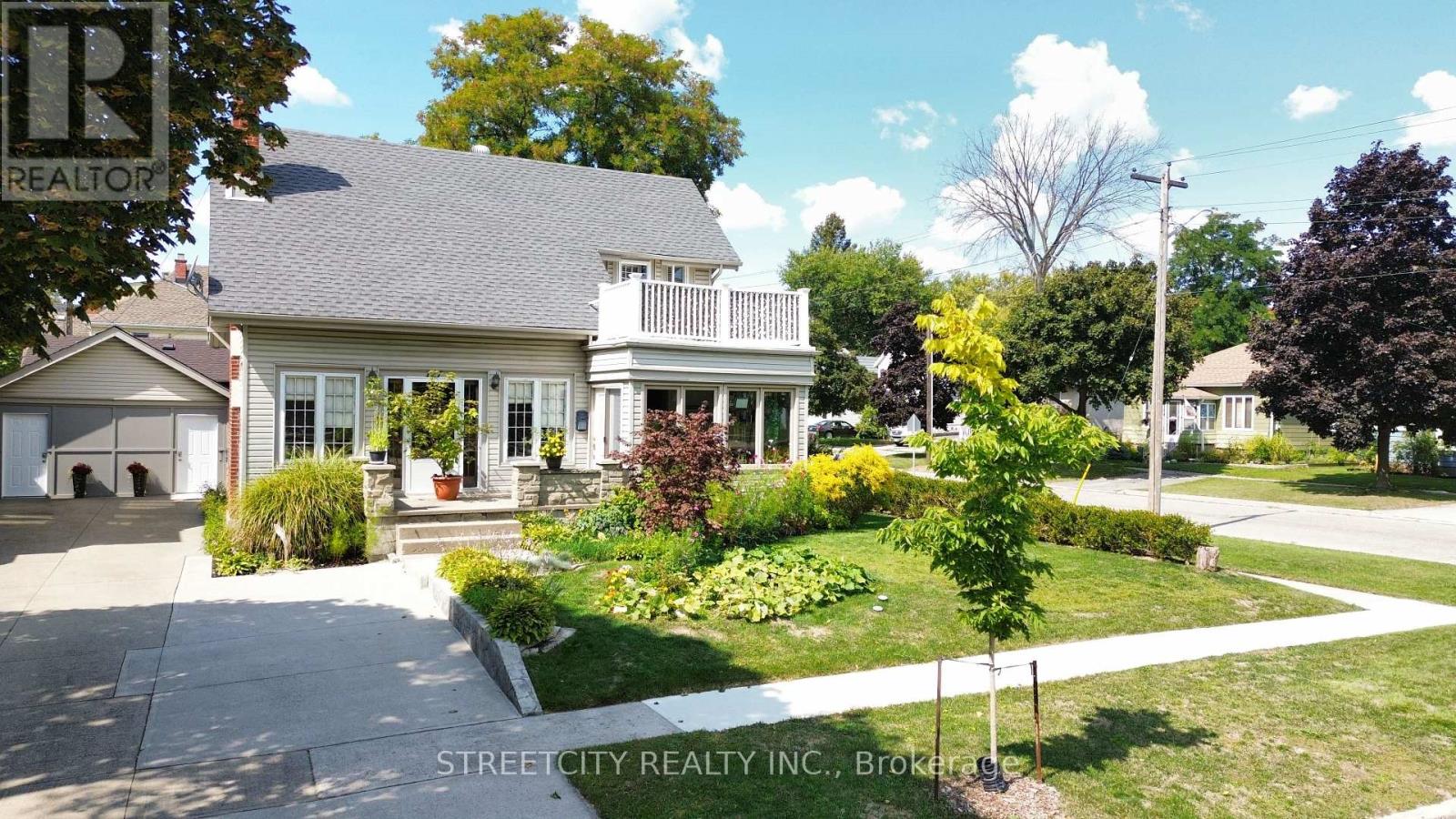 127 Fleming Street, Sarnia, Ontario  N7T 6C2 - Photo 32 - X12408429