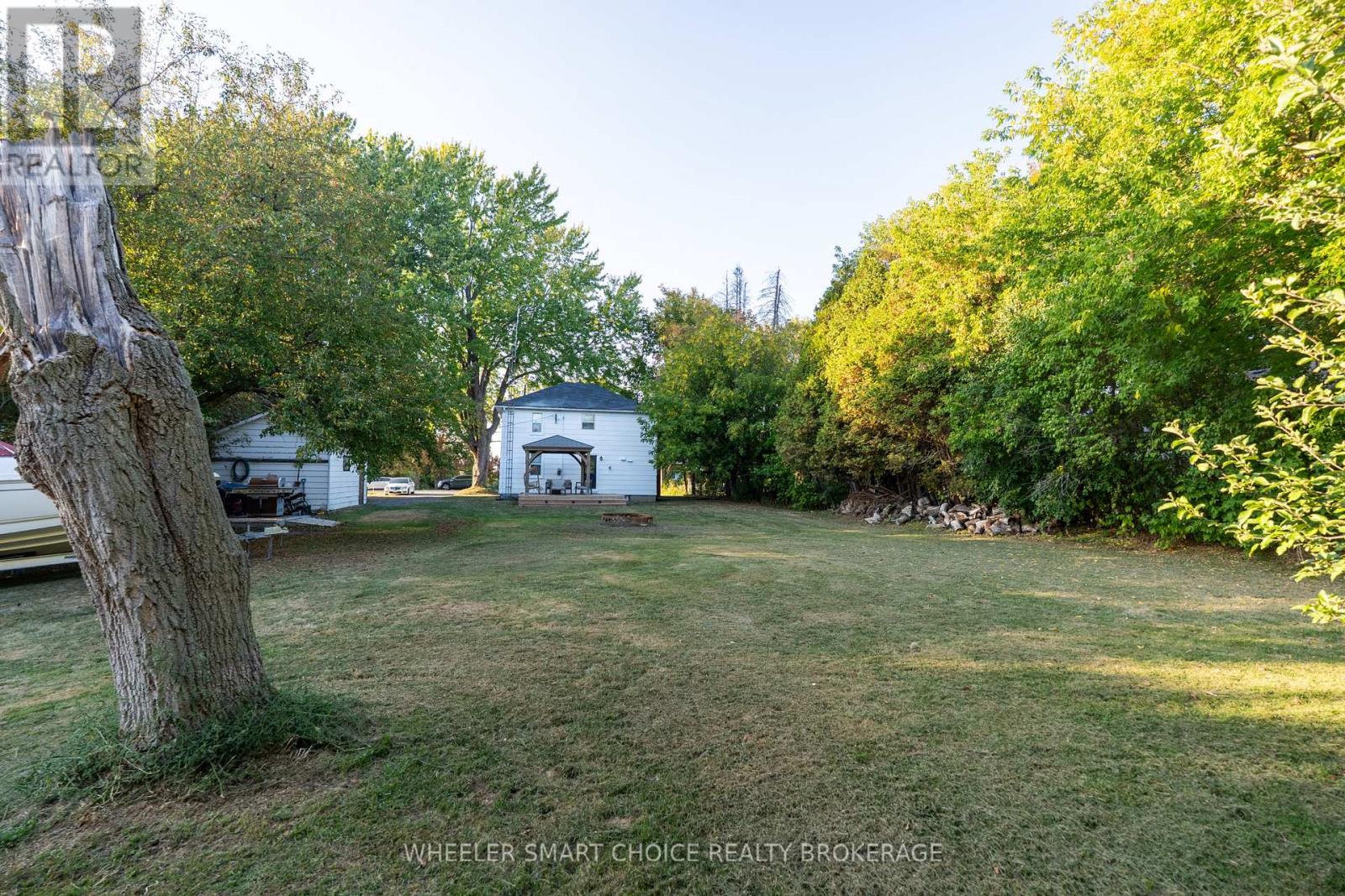 15904 Manning Road, South Stormont, Ontario  K0C 1M0 - Photo 8 - X12408432