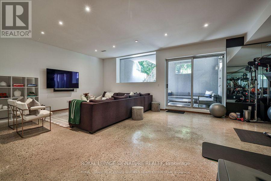 63 Douglas Crescent, Toronto, Ontario  M4W 2E6 - Photo 33 - C12408433