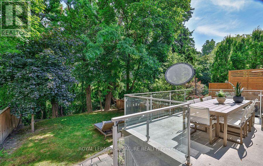 63 Douglas Crescent, Toronto, Ontario  M4W 2E6 - Photo 39 - C12408433