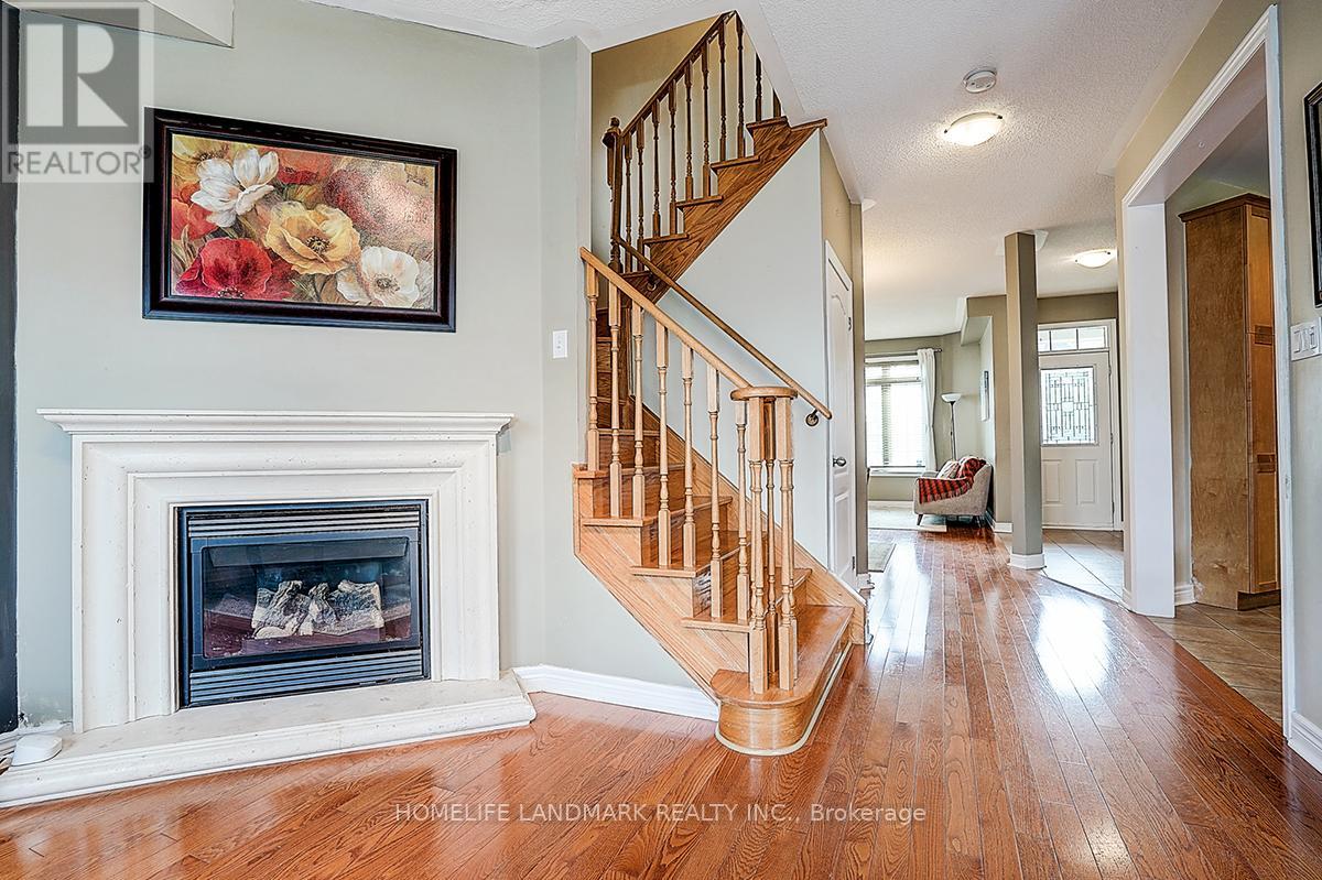 14 Tottenham Court, Markham, Ontario  L6B 1H5 - Photo 14 - N12408428