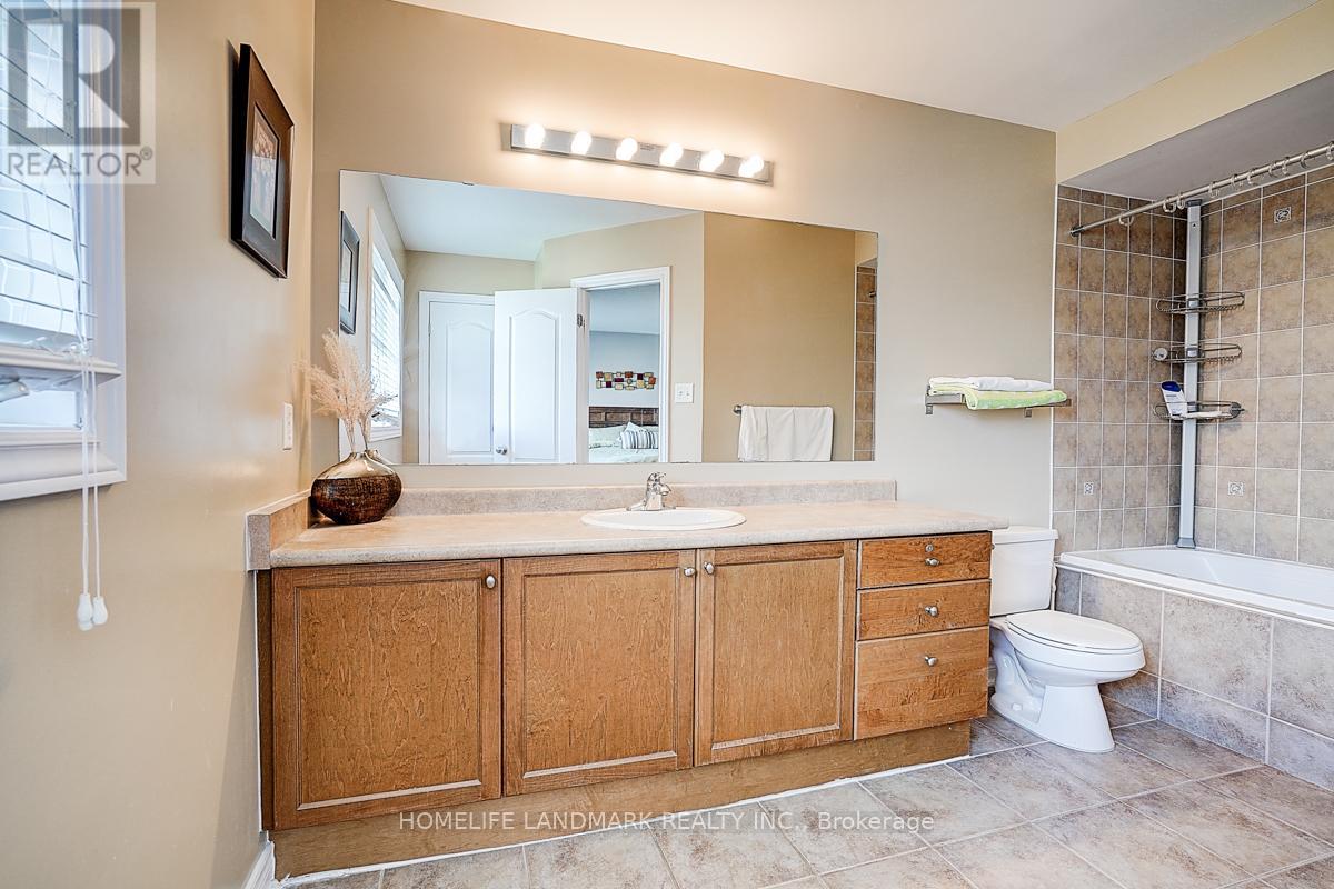 14 Tottenham Court, Markham, Ontario  L6B 1H5 - Photo 17 - N12408428