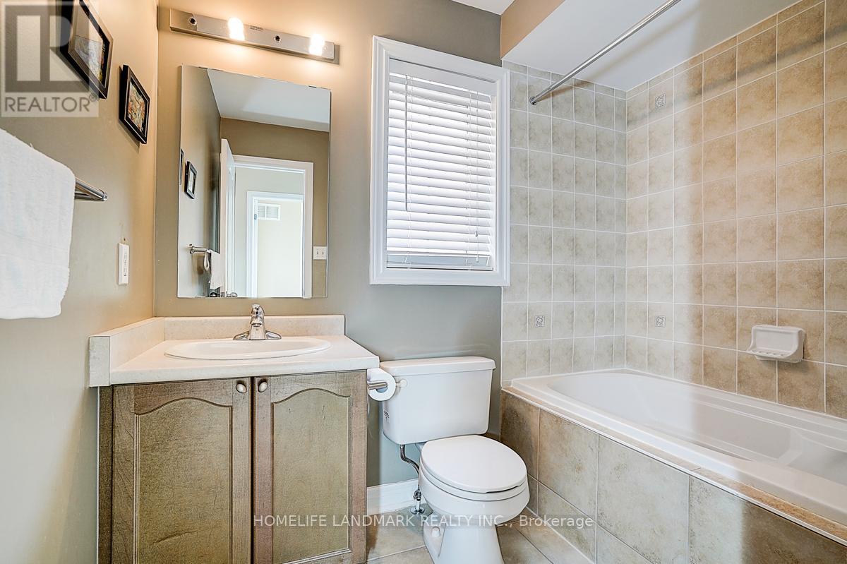 14 Tottenham Court, Markham, Ontario  L6B 1H5 - Photo 22 - N12408428