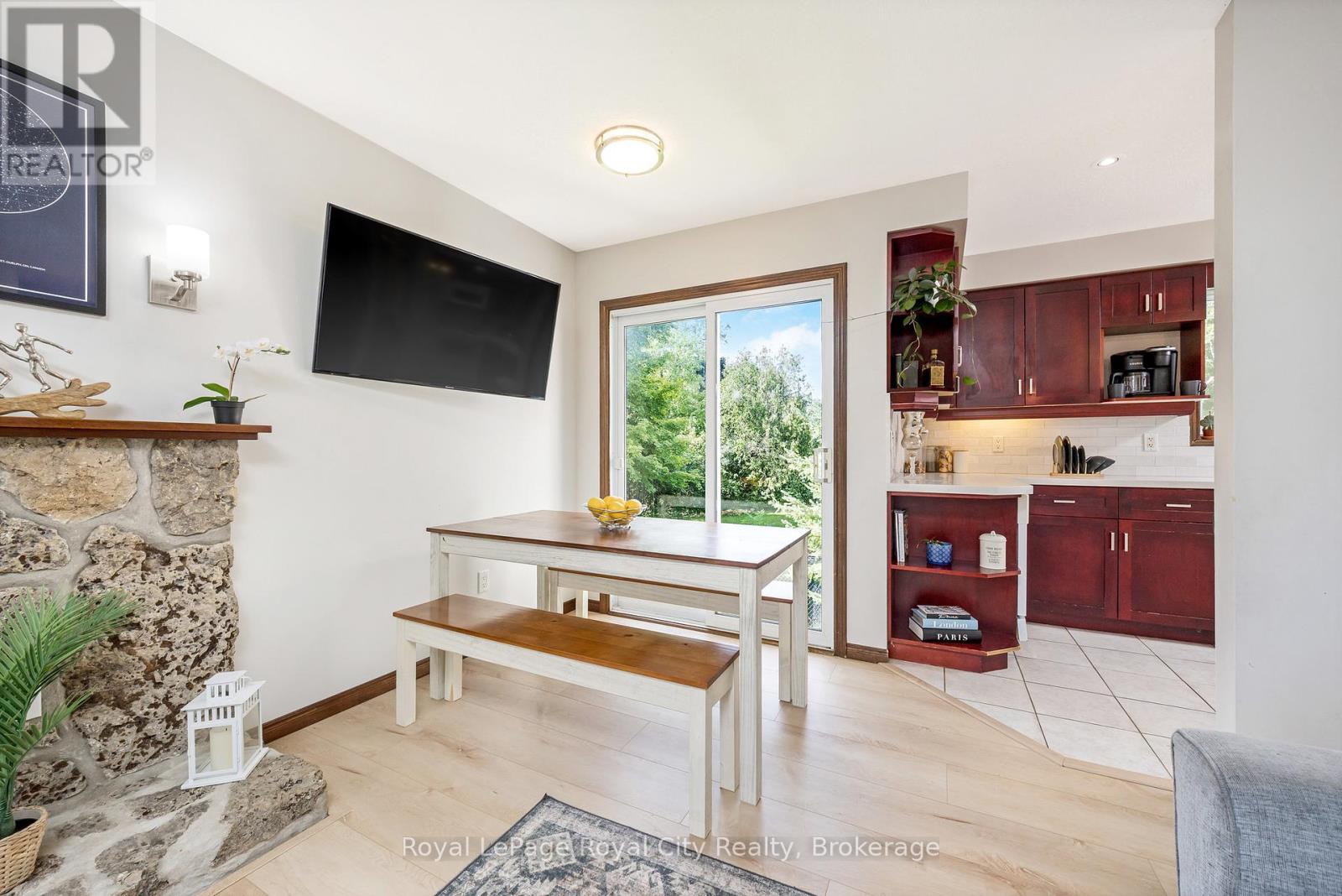 151 Queen Street, Guelph/eramosa (Rockwood), Ontario  N0B 2K0 - Photo 11 - X12408473