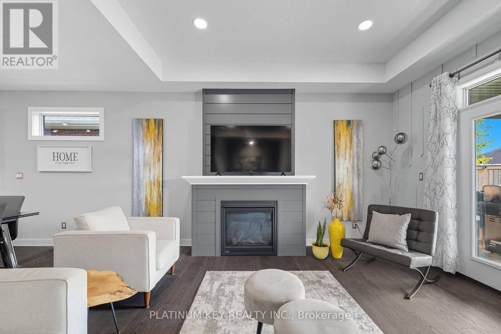 140 Collins Way, Strathroy-Caradoc, Ontario  N7G 0G2 - Photo 11 - X12408453