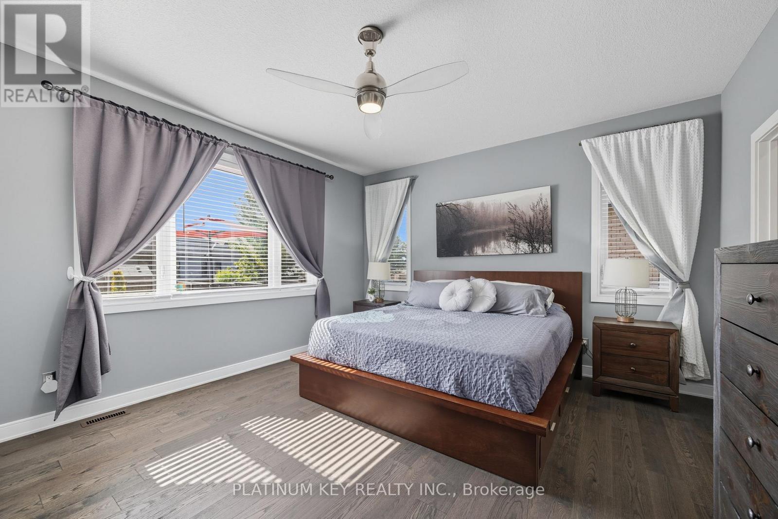 140 Collins Way, Strathroy-Caradoc, Ontario  N7G 0G2 - Photo 18 - X12408453