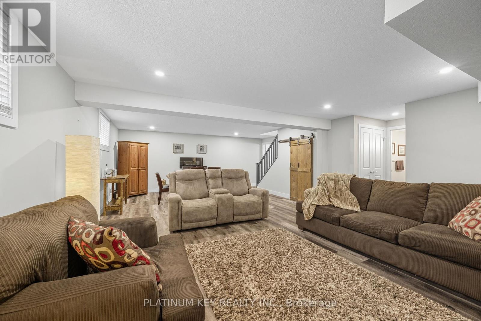 140 Collins Way, Strathroy-Caradoc, Ontario  N7G 0G2 - Photo 25 - X12408453