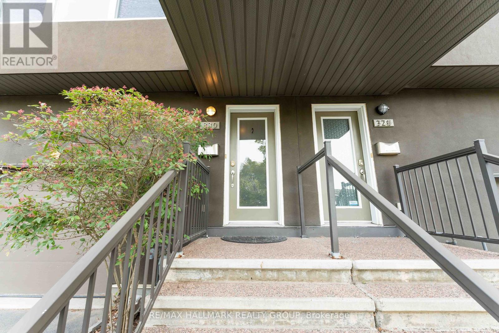 330 Boudreau Street, Ottawa, Ontario  K1L 0A7 - Photo 2 - X12408507