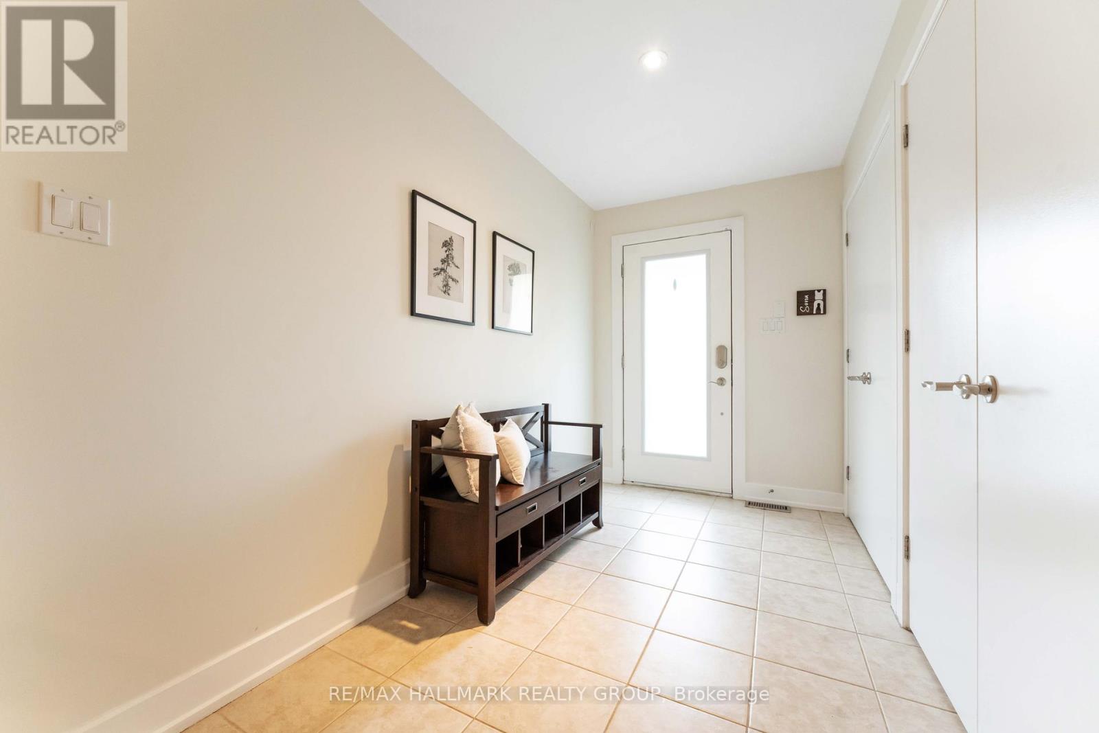 330 Boudreau Street, Ottawa, Ontario  K1L 0A7 - Photo 3 - X12408507