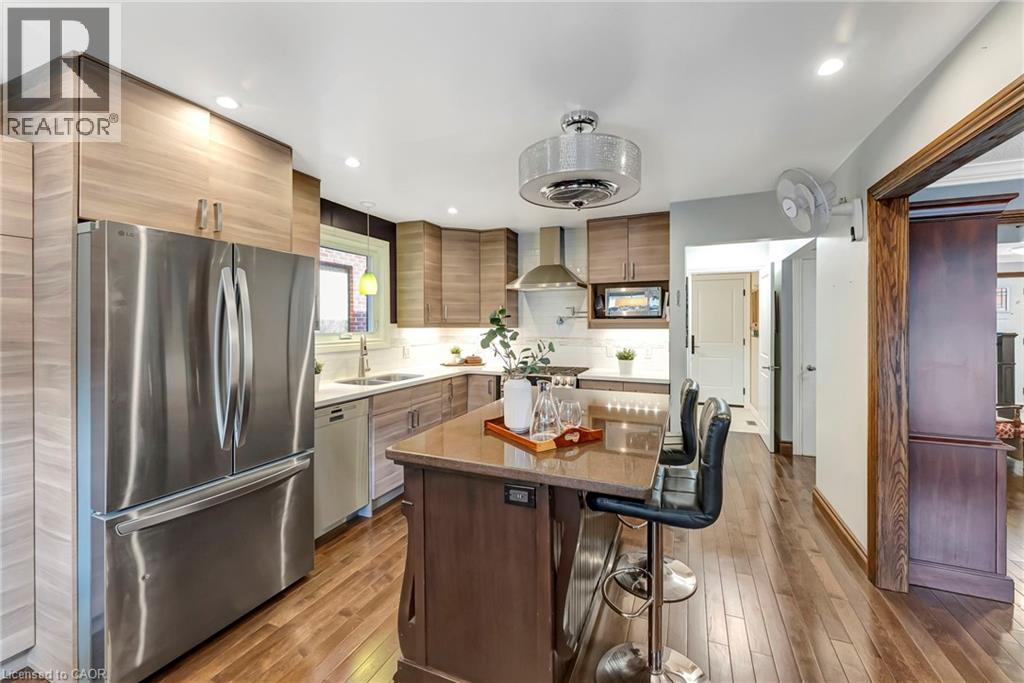 2024 Markle Drive, Oakville, Ontario  L6H 3T3 - Photo 10 - 40769469