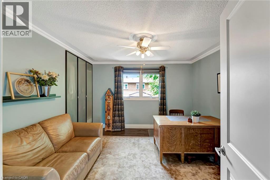 2024 Markle Drive, Oakville, Ontario  L6H 3T3 - Photo 17 - 40769469