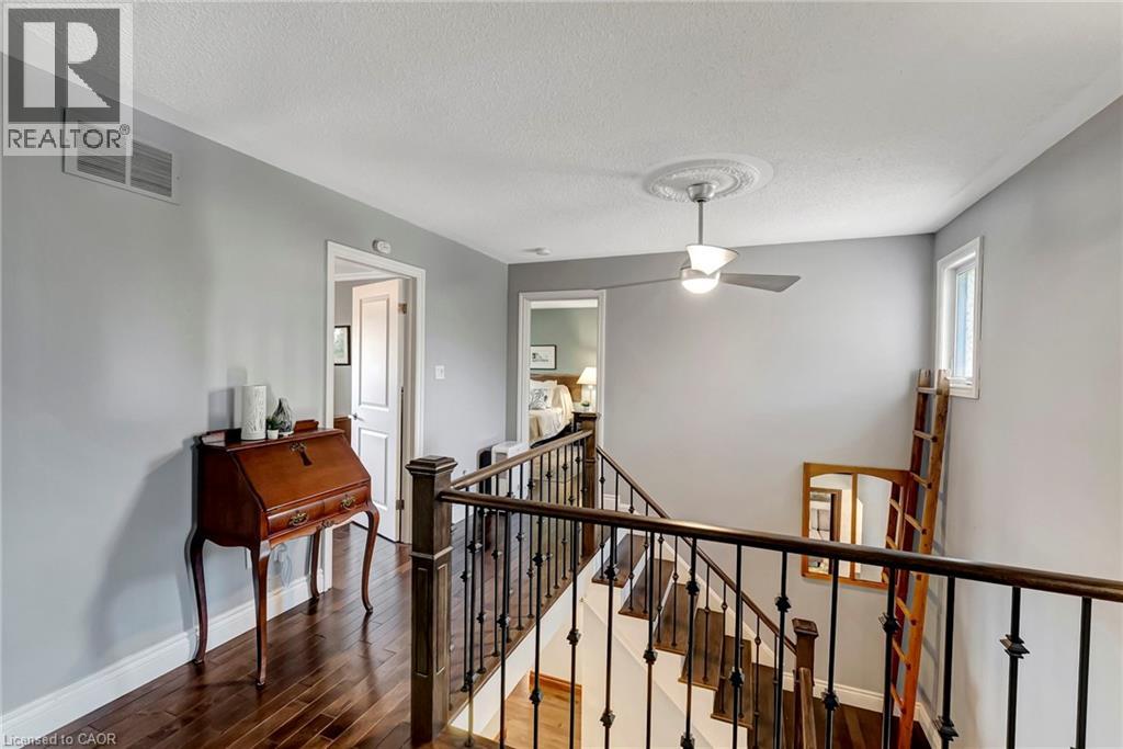 2024 Markle Drive, Oakville, Ontario  L6H 3T3 - Photo 34 - 40769469