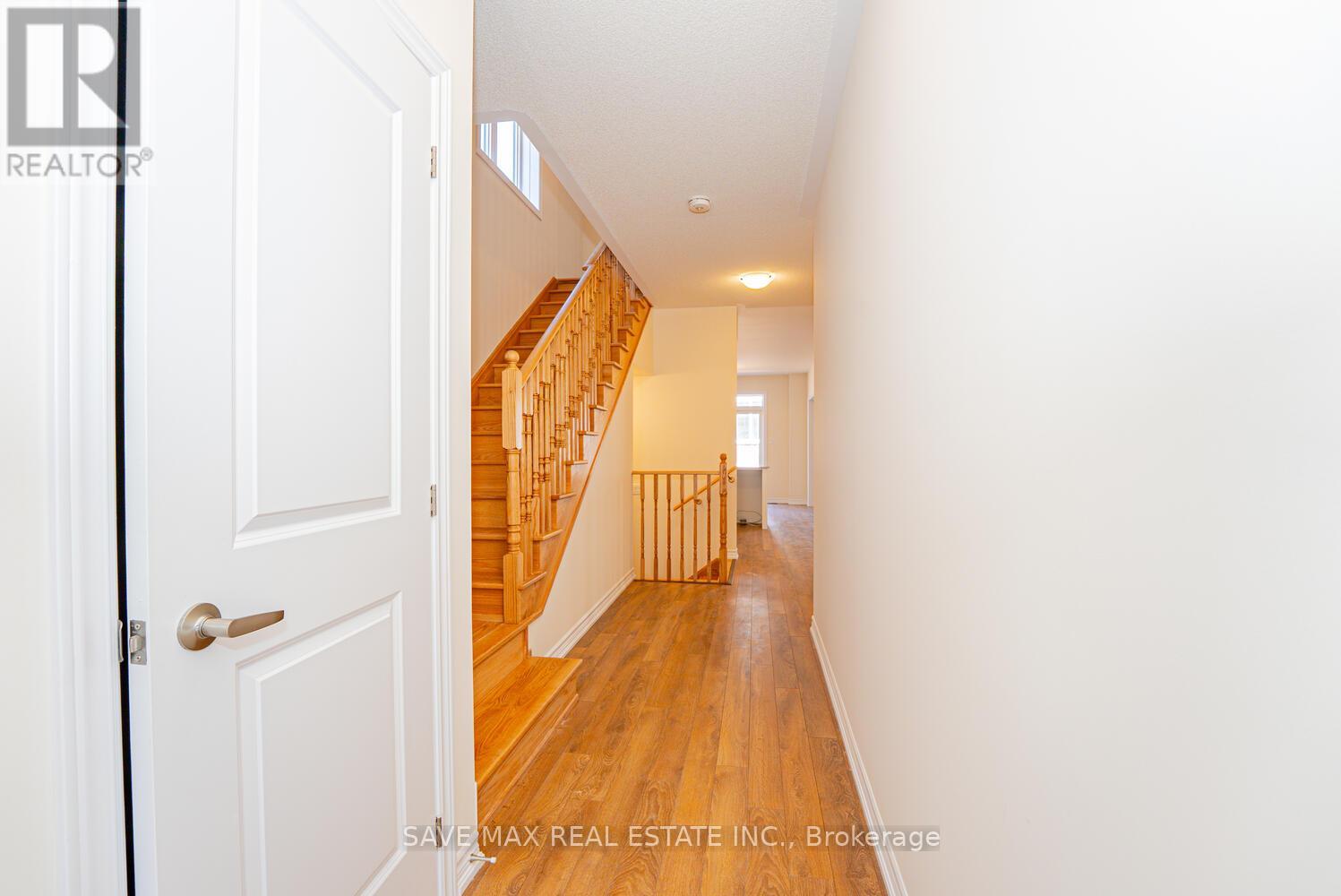 82 Sanders Road, Erin, Ontario  N0B 1T0 - Photo 7 - X12408434