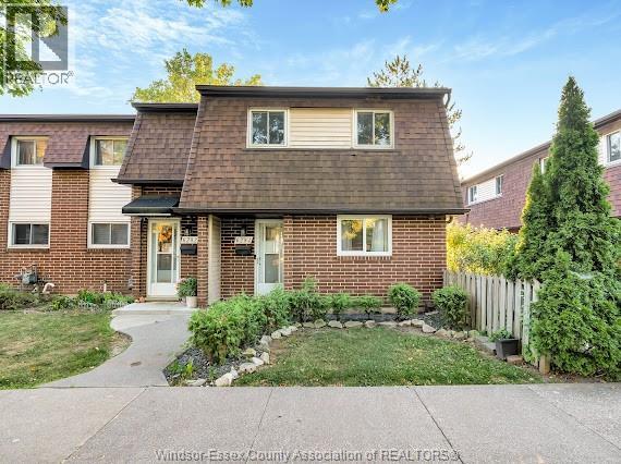 MLS# 25022894: 6284 THORNBERRY CRESCENT, Windsor, Canada