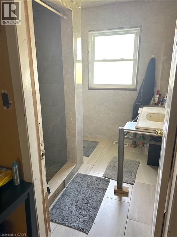295 Park Road S, Grimsby, Ontario  L3M 4E7 - Photo 18 - 40770650