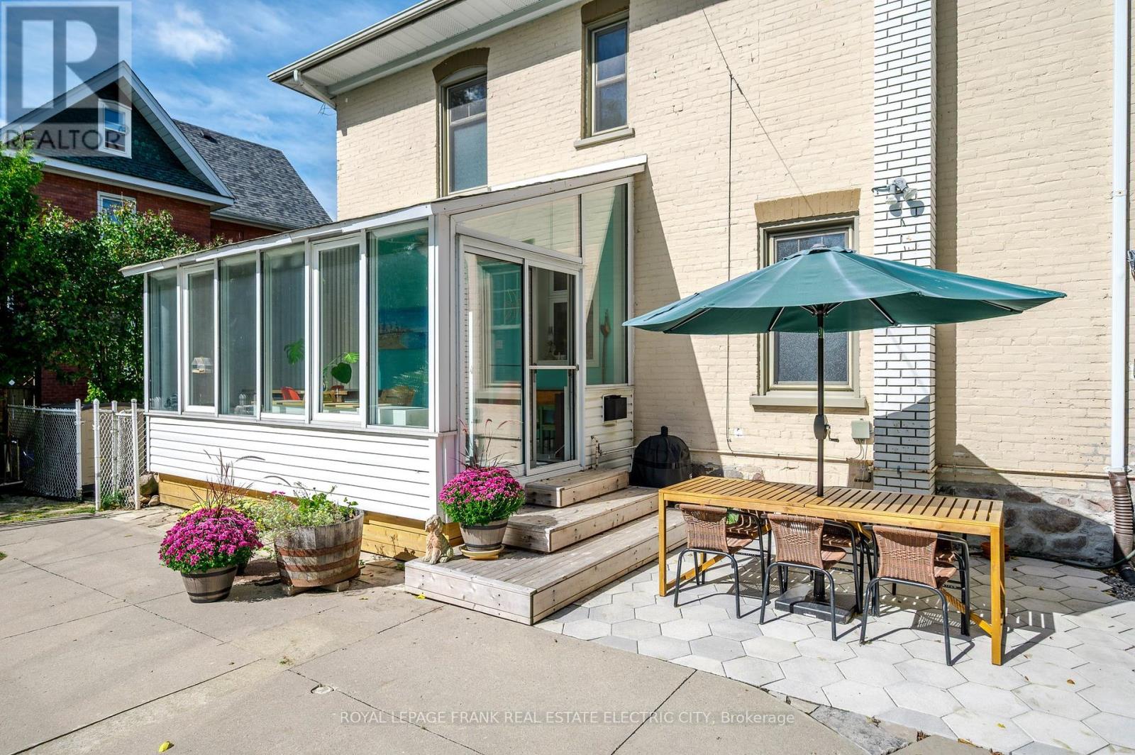 551 Weller Street, Peterborough, Ontario  K9H 2N9 - Photo 34 - X12408475