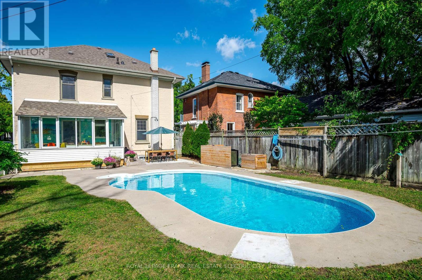 551 Weller Street, Peterborough, Ontario  K9H 2N9 - Photo 37 - X12408475