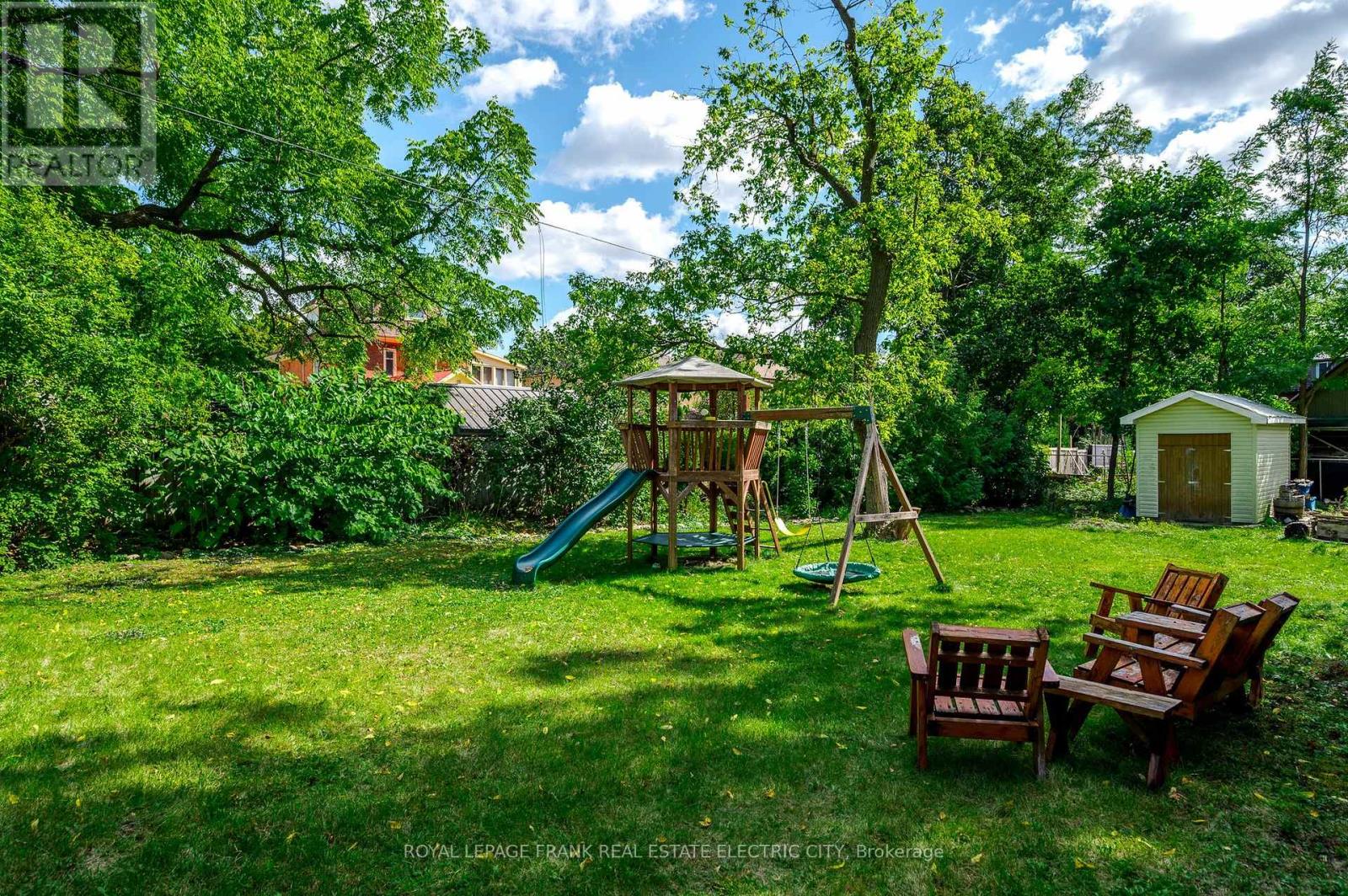 551 Weller Street, Peterborough, Ontario  K9H 2N9 - Photo 40 - X12408475