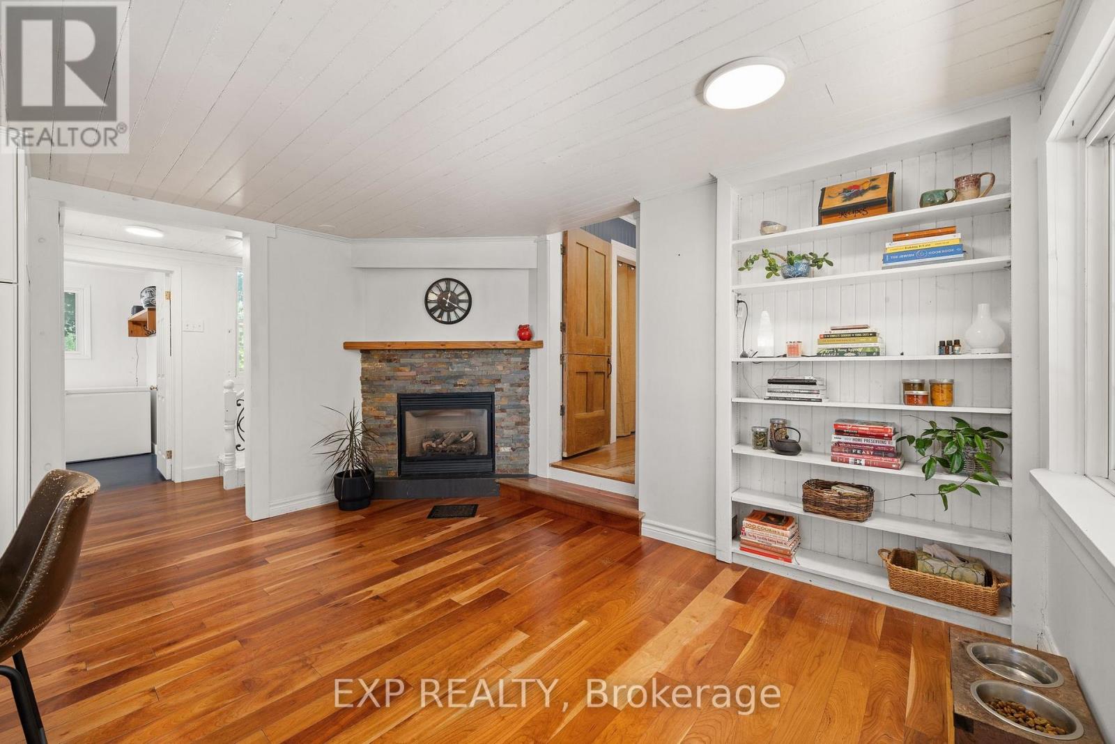 141/142 Station Road, Prince Edward County, Ontario K0K 2J0 - Photo 24 - X12408509