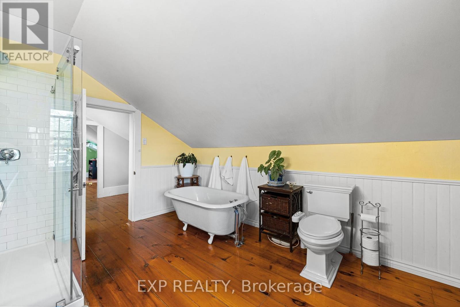 141/142 Station Road, Prince Edward County, Ontario K0K 2J0 - Photo 36 - X12408509