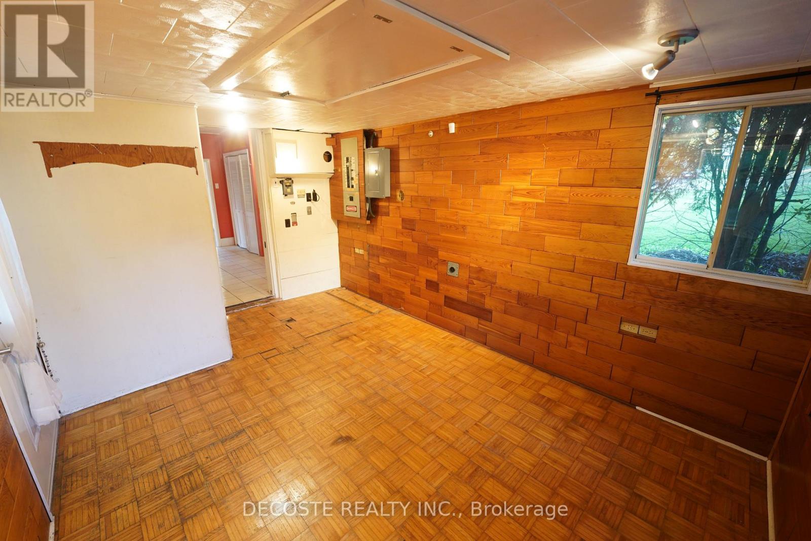21946 Sauve Street, North Glengarry, Ontario  K0B 1H0 - Photo 10 - X12408441