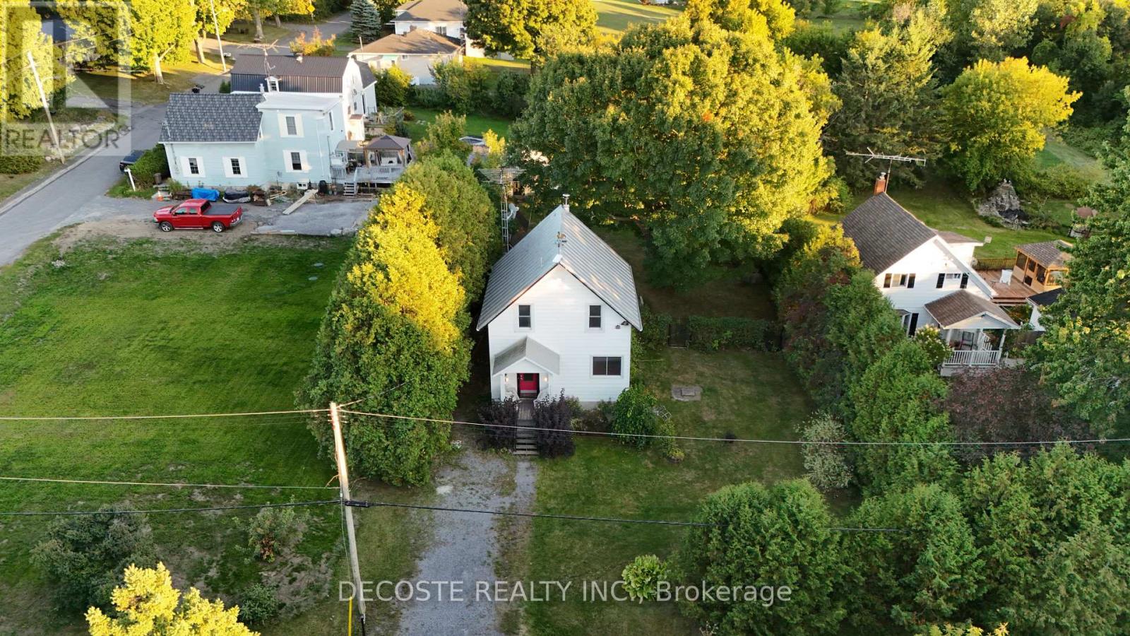 21946 Sauve Street, North Glengarry, Ontario  K0B 1H0 - Photo 21 - X12408441