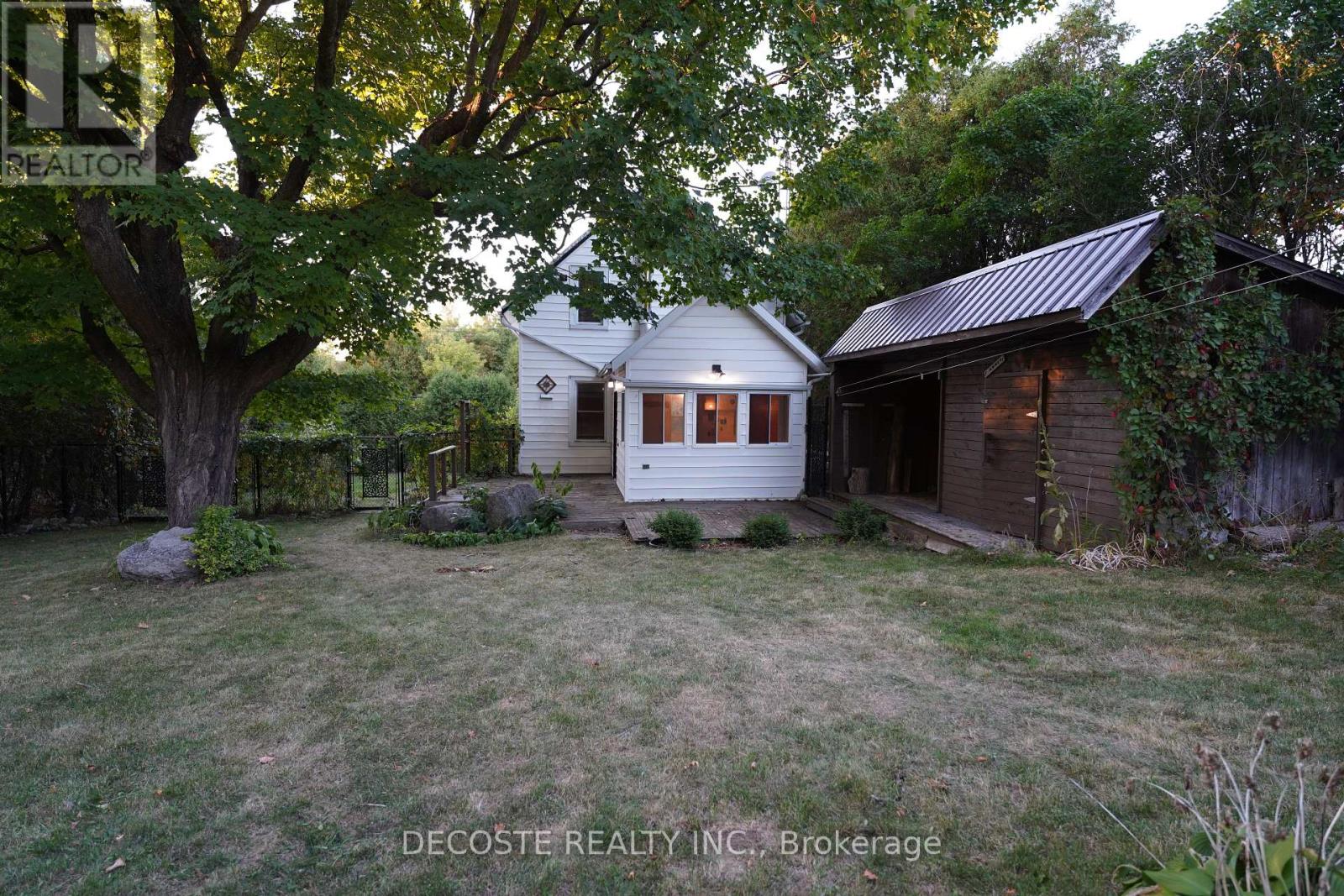 21946 Sauve Street, North Glengarry, Ontario  K0B 1H0 - Photo 23 - X12408441