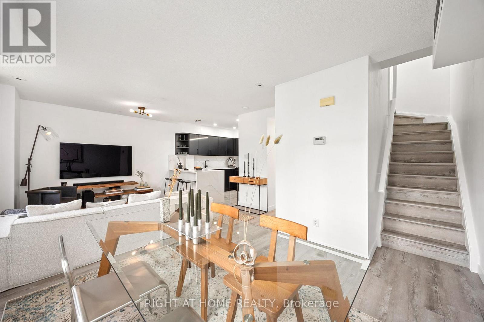 4304 - 43 Sudbury Street, Toronto, Ontario  M6J 3W6 - Photo 5 - C12408476