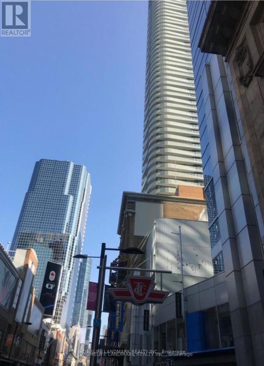 1611 - 197 YONGE STREET, Toronto, Ontario