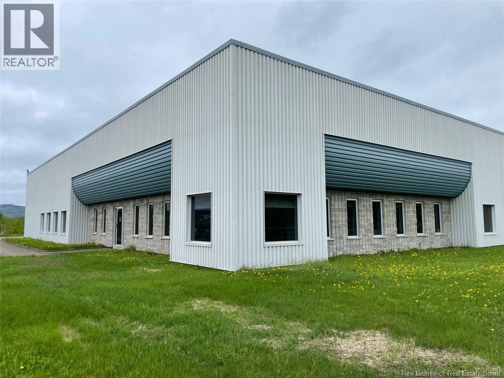 1 Centennial Drive, Campbellton, New Brunswick  E3N 0E2 - Photo 2 - NB126833