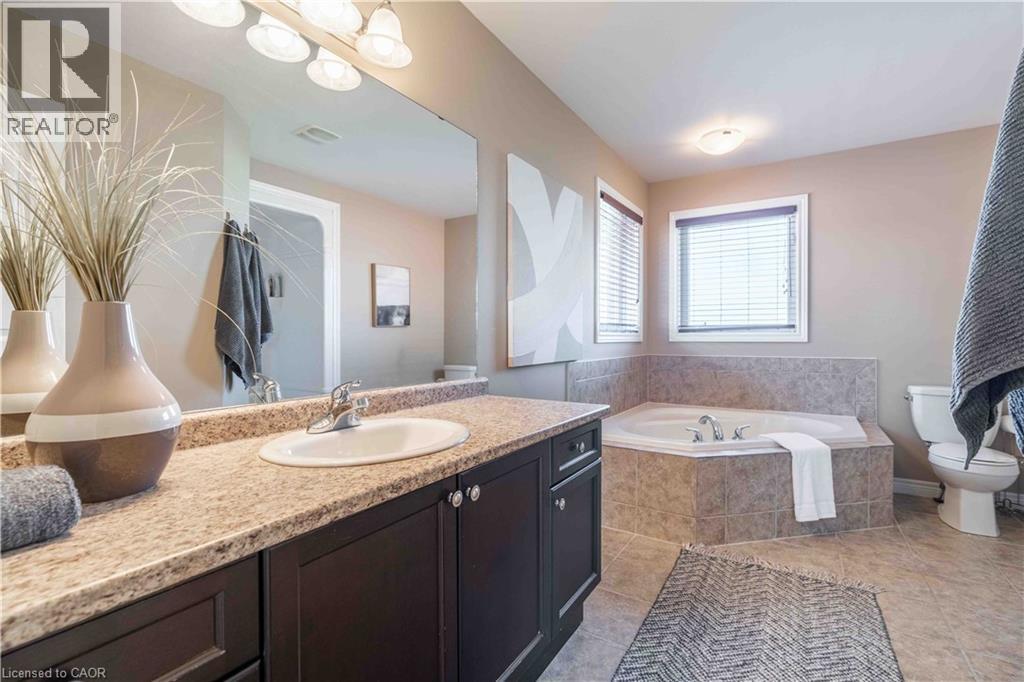 51 Showcase Drive, Hamilton, Ontario  L0R 1P0 - Photo 25 - 40767671