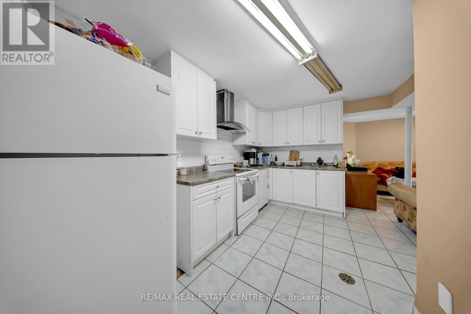 30 Oaklea Boulevard, Brampton, Ontario  L6Y 4G5 - Photo 36 - W12408451