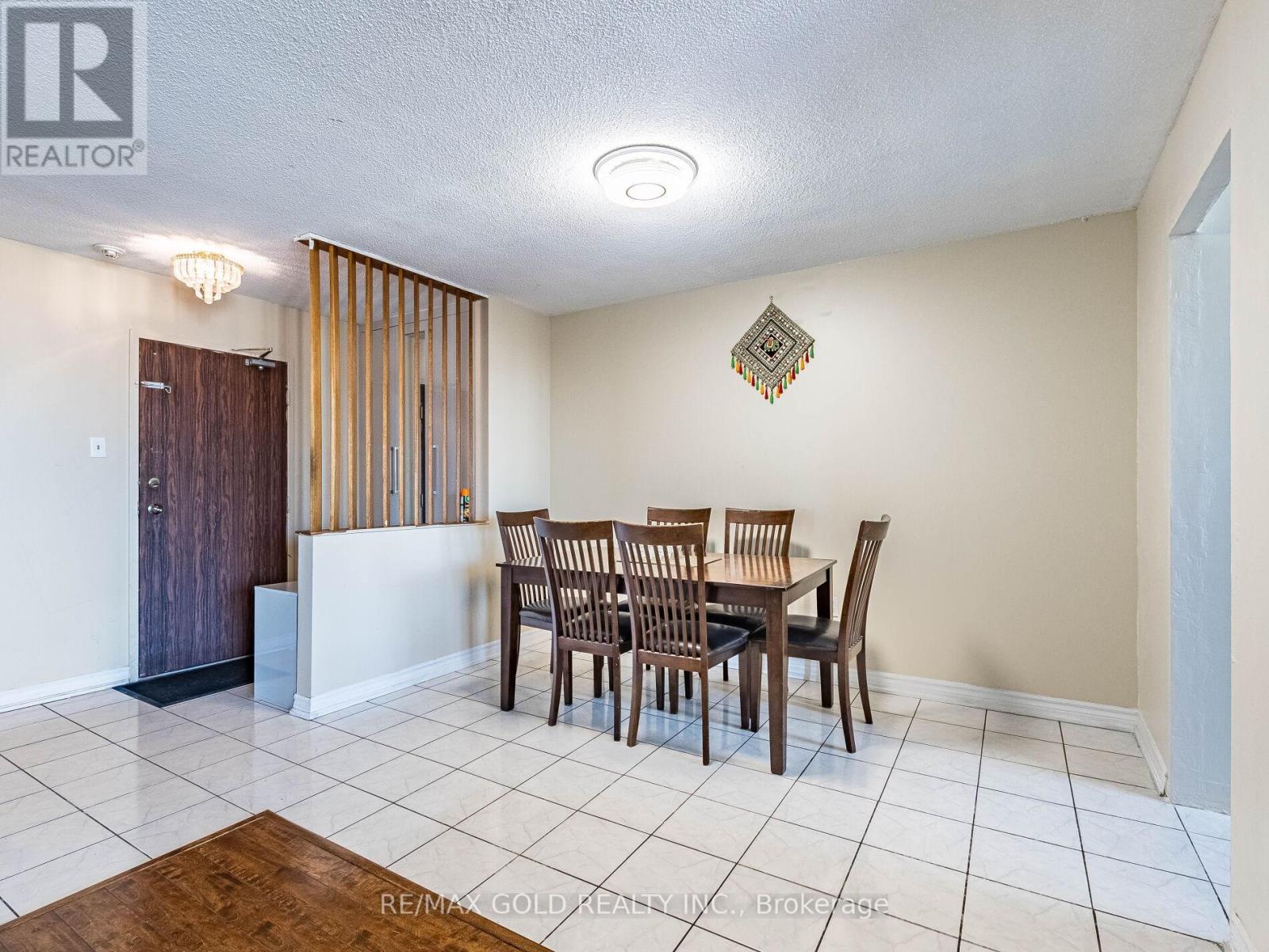 1010 - 17 Knightsbridge Road, Brampton, Ontario  L6T 3X9 - Photo 15 - W12408456