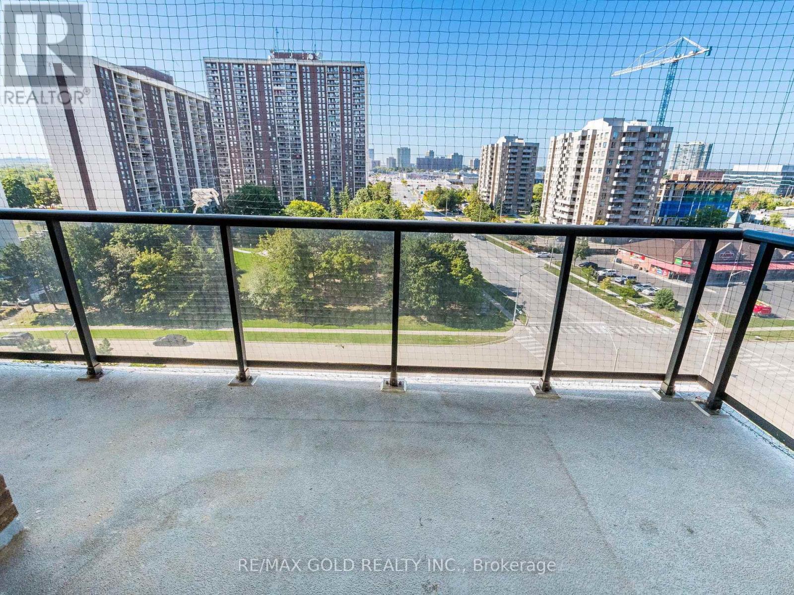1010 - 17 Knightsbridge Road, Brampton, Ontario  L6T 3X9 - Photo 45 - W12408456