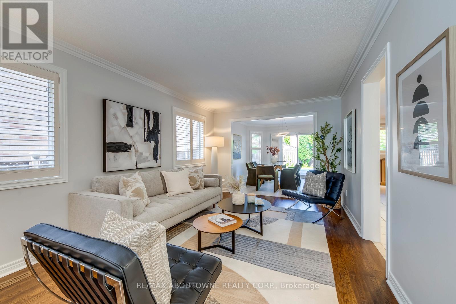 2491 Logan Avenue, Oakville, Ontario  L6H 6S1 - Photo 10 - W12408457