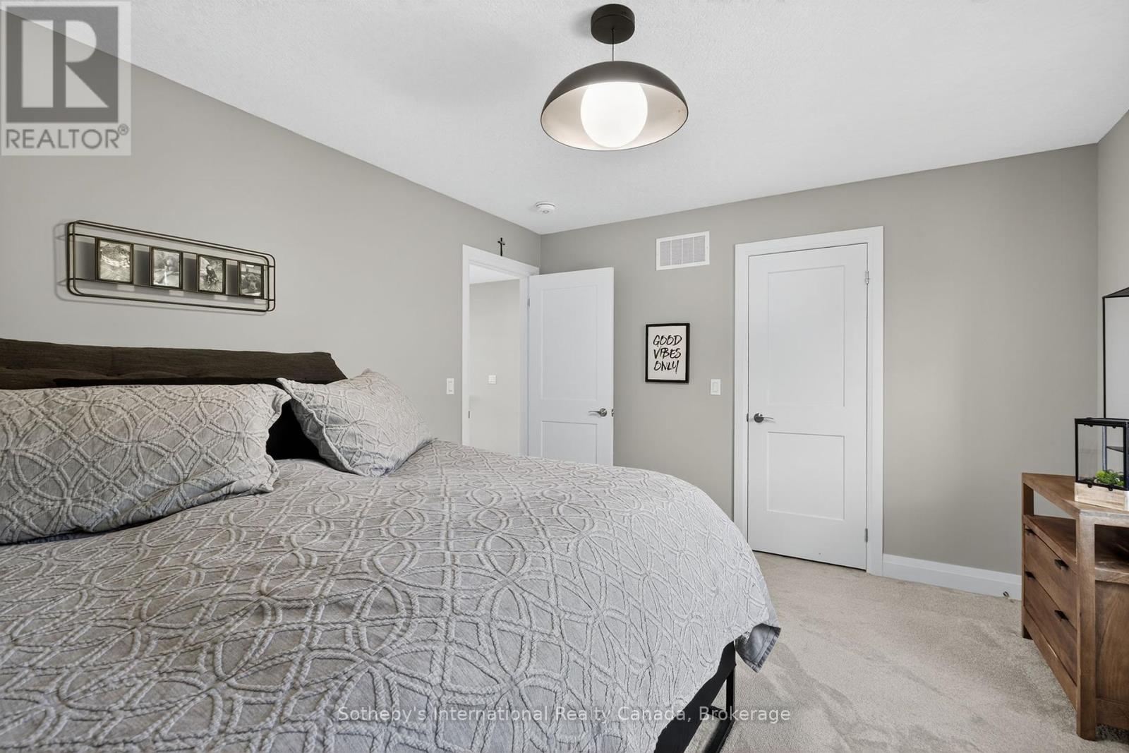 150 Plewes Drive, Collingwood, Ontario  L9Y 5M5 - Photo 22 - S12408523