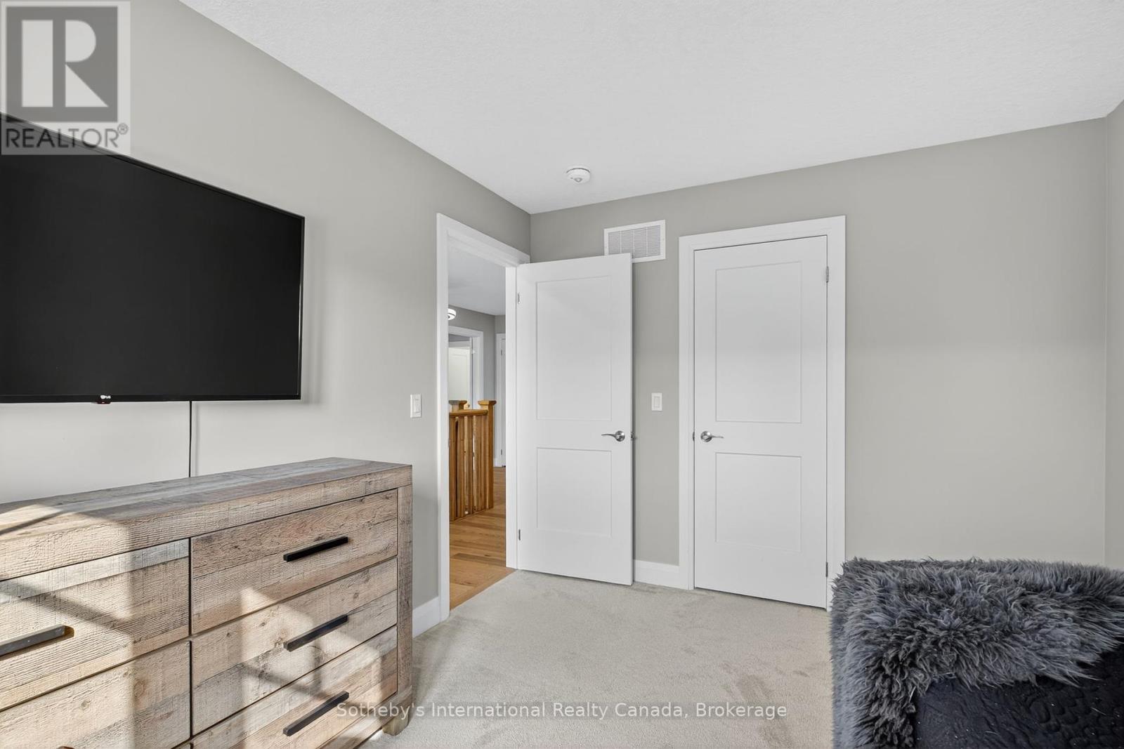 150 Plewes Drive, Collingwood, Ontario  L9Y 5M5 - Photo 27 - S12408523