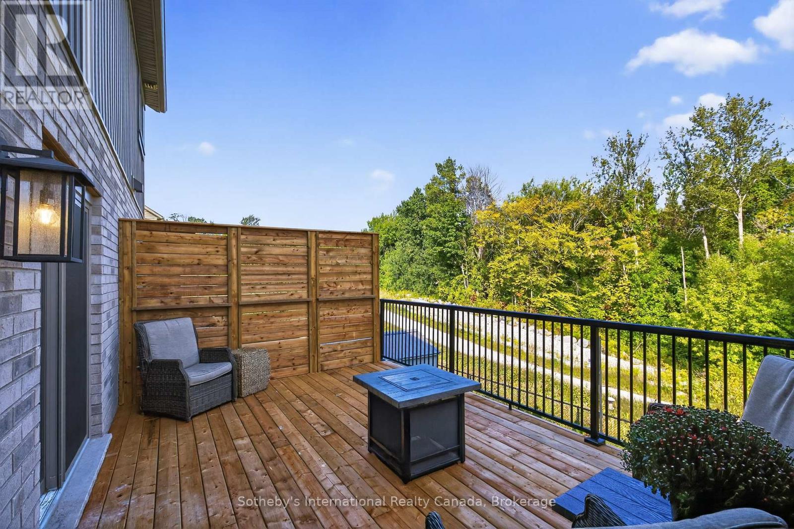 150 Plewes Drive, Collingwood, Ontario  L9Y 5M5 - Photo 37 - S12408523