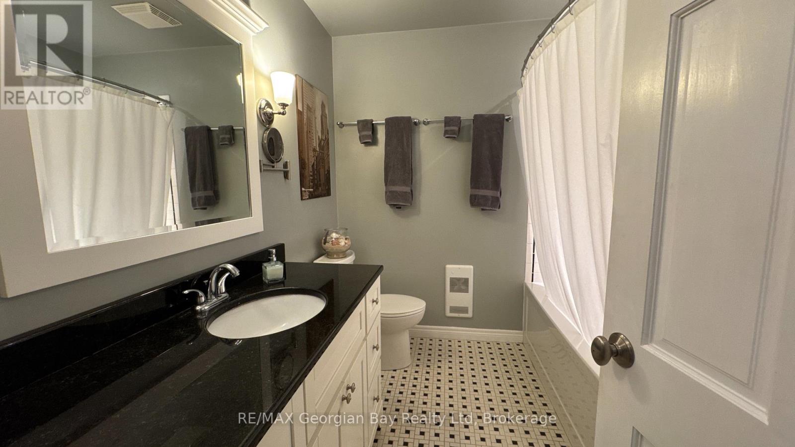 849 Midland Point Road, Midland, Ontario  L4R 5G1 - Photo 16 - S12408544