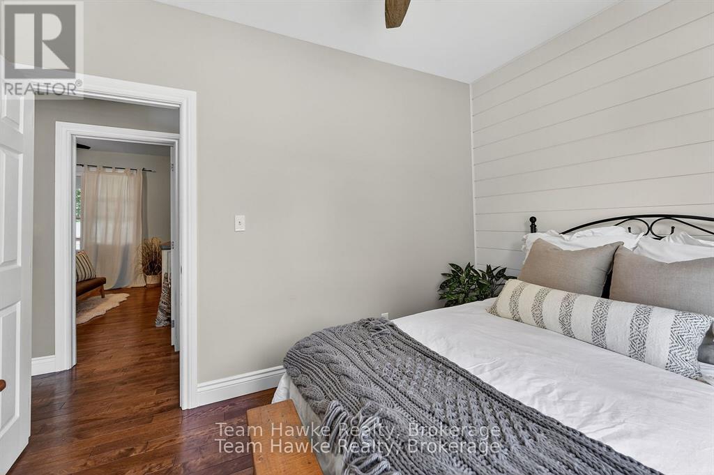 64 Broad Street, Penetanguishene, Ontario  L9M 1G4 - Photo 21 - S12408578
