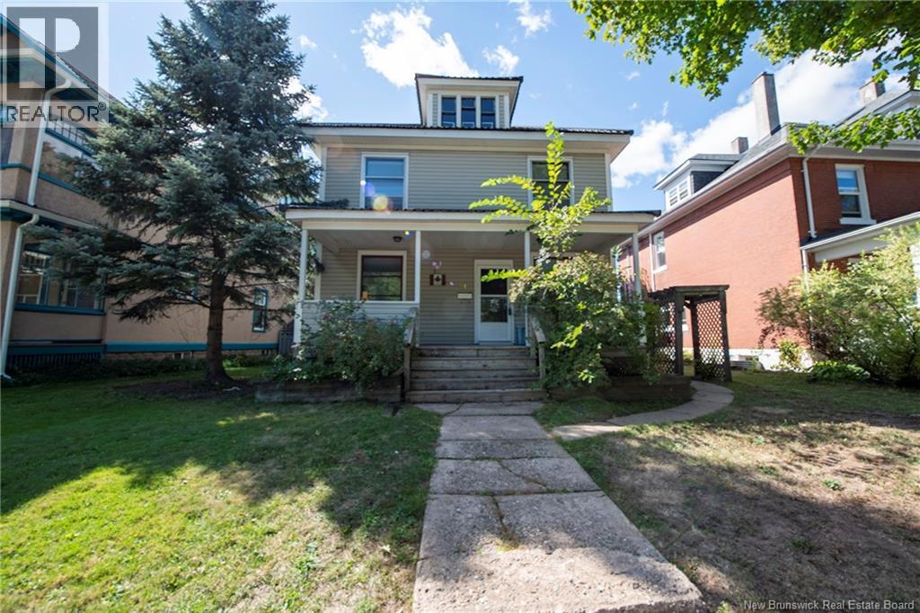 242 Cameron Street, Moncton, New Brunswick  E1C 5Z3 - Photo 2 - NB126605