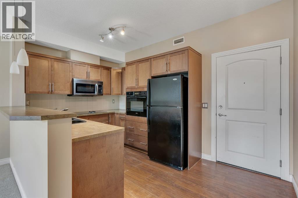 545, 26 Val Gardena View Sw, Calgary, Alberta  T3C 0P6 - Photo 7 - A2257804
