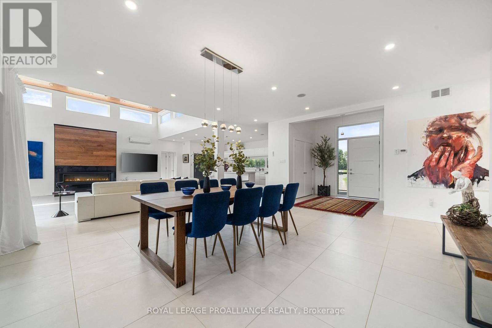 2670 County Road 8, Prince Edward County, Ontario  K0K 2T0 - Photo 15 - X12408524