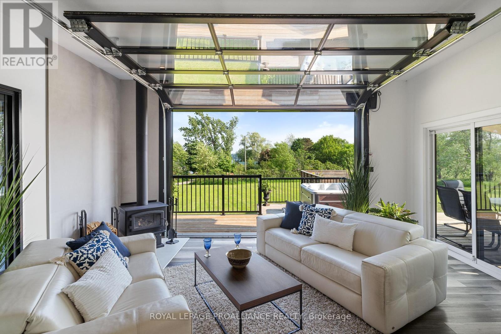 2670 County Road 8, Prince Edward County, Ontario  K0K 2T0 - Photo 23 - X12408524